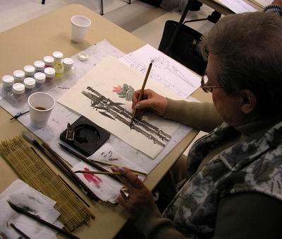 Demonstrating shading technique on bamboo